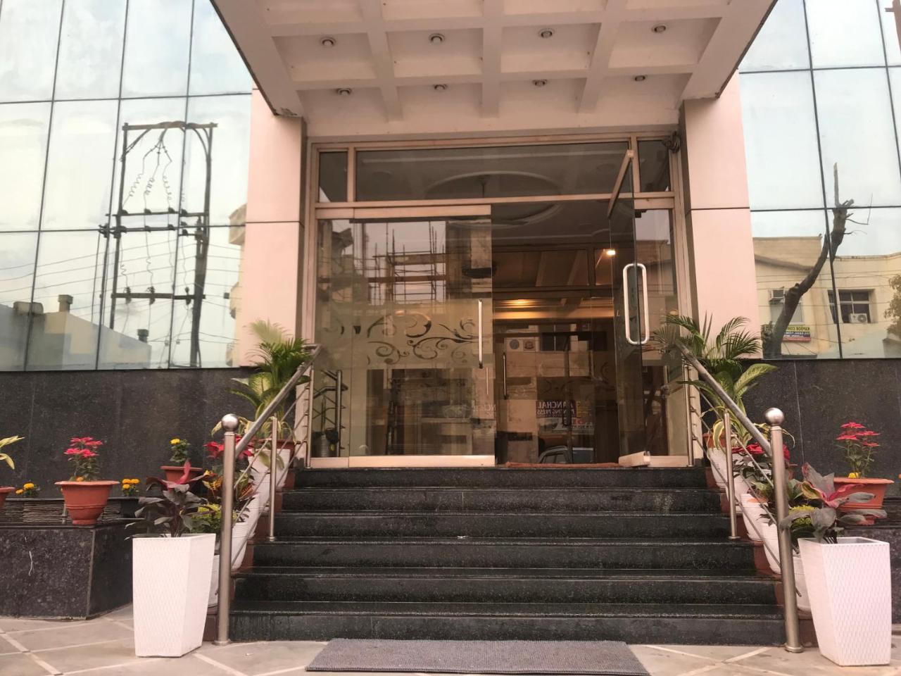 Hotel Sunrise Inn Lucknow Exterior foto